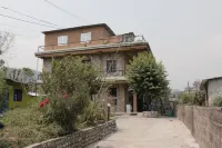 Himalayan Headquarter Homestay Hotel a 