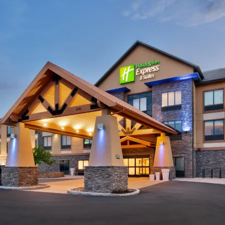Holiday Inn Express & Suites HELENA by IHG