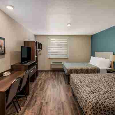 WoodSpring Suites West Palm Beach Rooms