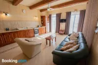 Ta Lucija 2 Bedroom Villa with Private Pool