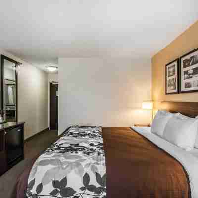 Sleep Inn & Suites Grand Forks Alerus Center Rooms