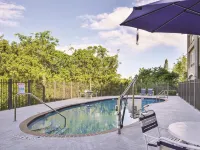 La Quinta Inn & Suites by Wyndham Sebring - Pools