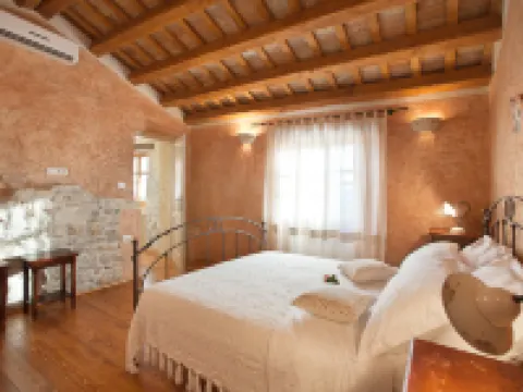 Gelci Hoteles en Trgetari