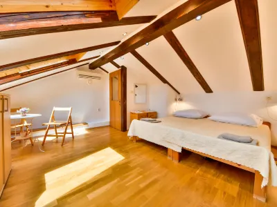 Divna Hotels near Kamp Uvala Selce