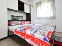 Sun Seeker Hotels in Brodarica