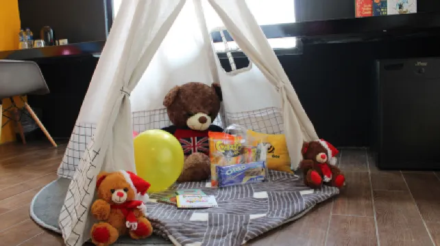 Yellow Bee Tangerang