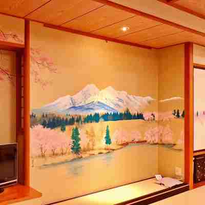 越後平野と弥彦連山一望の宿 穂々 Rooms