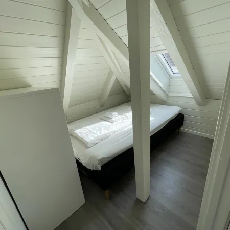 Stunning Hilltop Nest Unparalleled Views at Bnb Ap 17