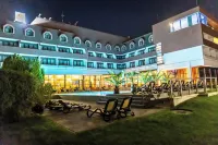 Hotel Sopron Các khách sạn gần Holy Trinity Statue