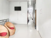 RedDoorz Syariah Near Terminal Terpadu Langsa فنادق في Langsa Kota