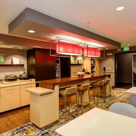 TownePlace Suites Colorado Springs Garden of the Gods Отели рядом с достопримечательностью «Сад богов»