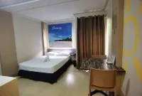 Sunny Day Residences Cainta Hotels near FRONTROW SAN ISIDRO MONTALBAN RIZAL