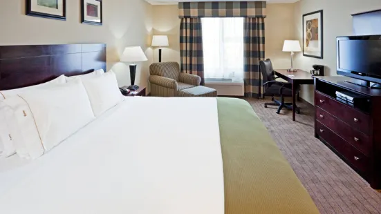 Holiday Inn Express & Suites Syracuse North - Airport Area