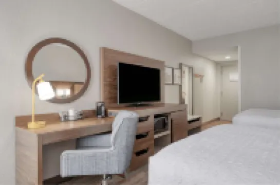 Hampton Inn Washington Court House Area