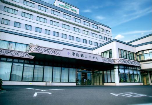 쓰야마 카쿠잔 호텔 객실