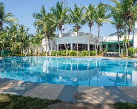 斯里佩魯姆布杜爾韋達村酒店（前身為柑橘酒店） 斯里佩魯姆布杜爾酒店