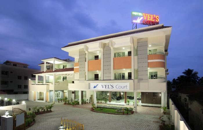 Hotel Vels Court