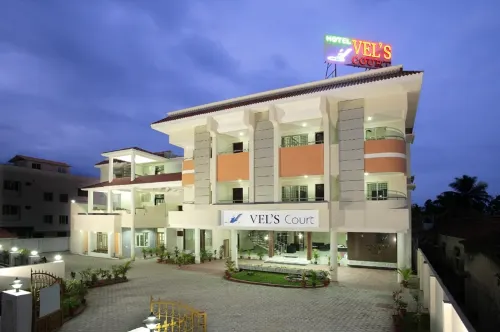Hotel Vels Court Hôtels à : Palani