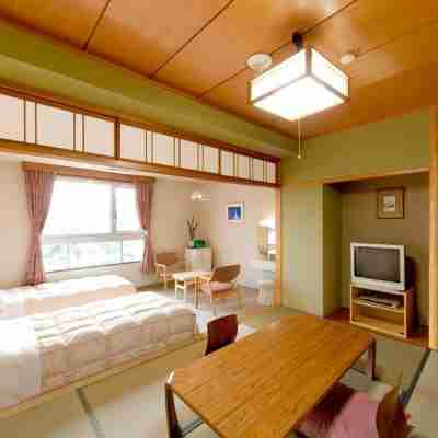 青島大酒店 Rooms