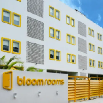 Bloomrooms @ คาลังกูท โรงแรมใน
