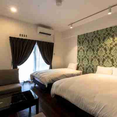 Cozy Stay in Naha Rooms