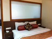 Hotel Silver Palace Hotels in Jalgaon