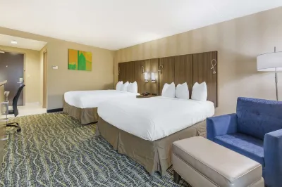 Best Western Plus New Englander Hotels near Stoneham Recreation Department