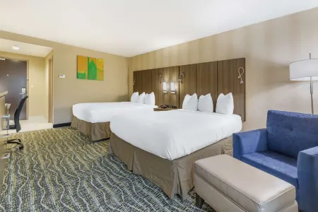 Best Western Plus New Englander Отели рядом с достопримечательностью «Публичная библиотека Вобурн»