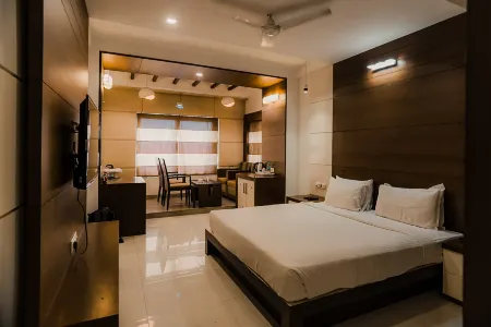 Sea Queen Hotel Отели рядом с достопримечательностью «S.M. Street»