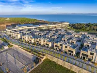 Petram Resort & Residences Hotels in Crveni Vrh