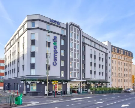 Campanile PRIME - Suresnes - La Défense Hotels in Suresnes