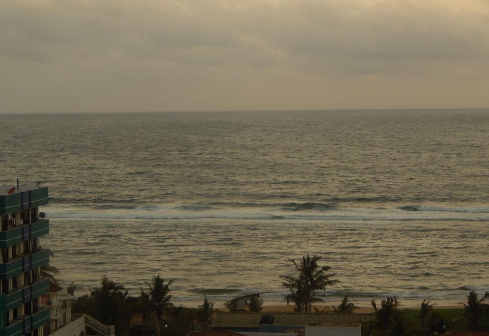 Apartment close to beachOver view