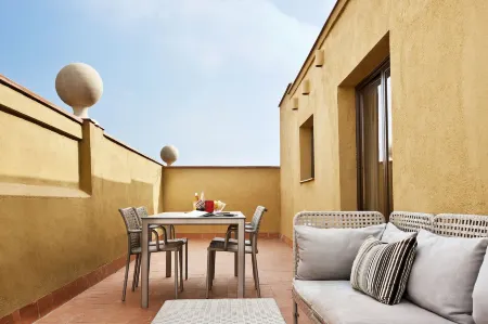 Barcelona Apartment Milà Отели рядом с достопримечательностью «Via Laietana»