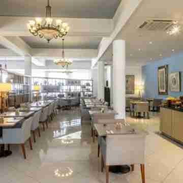 King Jason Paphos - Designed for Adults by Louis Hotels Dining/Meeting Rooms