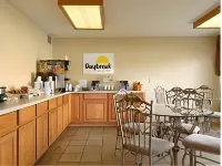 Days Inn by Wyndham Jackson - breakfast
