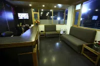 Hotels Apple Nest