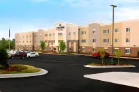 Candlewood Suites Lenexa - Overland Park Area Hôtels à : Lenexa