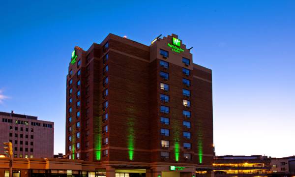 Holiday Inn & Suites Winnipeg-Downtown by IHG