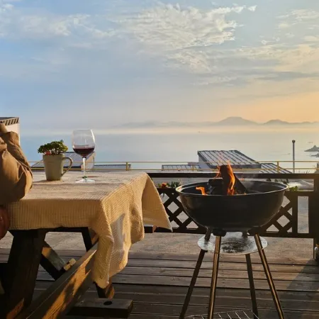 Namhae Modern Spa Pension (Four Seasons BBQ)