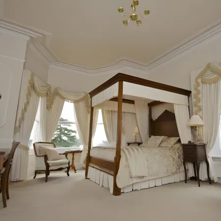 Munstone House