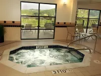 SpringHill Suites Wheeling Triadelphia Area - Hot Tub