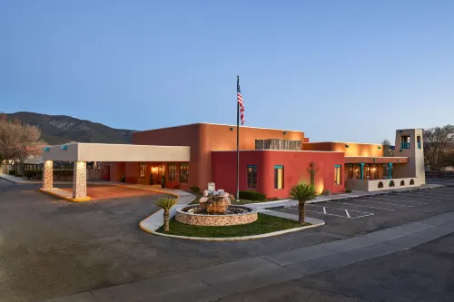 Hotel Don Fernando de Taos, Tapestry Collection by Hilton - parking