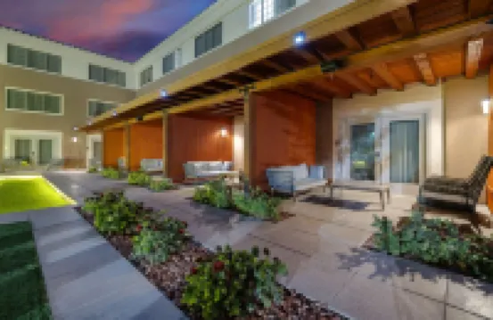 Aiden by Best Western @ Scottsdale North Hotels near Orange Tree Golf Course