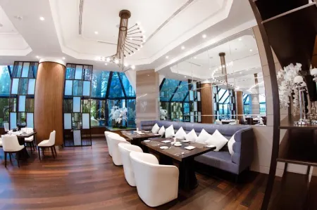 AZIMUT Grand Hotel Tashkent Отели рядом с достопримечательностью «ИСПОЛНИТЕЛЬНЫЙ КОМИТЕТ РЕГИОНАЛЬНОЙ АНТИТЕРРОРИСТИЧЕСКОЙ СТРУКТУРЫ ШАНХАЙСКОЙ ОРГАНИЗАЦИИ СОТРУДНИЧЕСТВА»