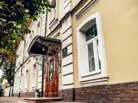 Clever Hotel Hotels in Klin