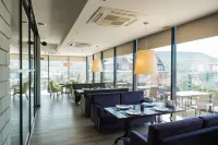 Jacques Hotel