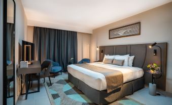 Hotel Holiday International