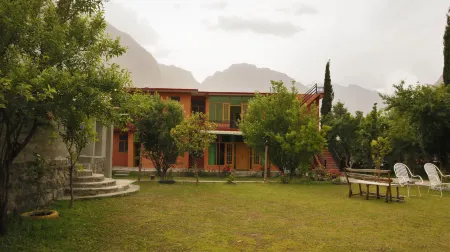 Countryside Resort Gilgit Отели рядом с Аэропорт Гилгит