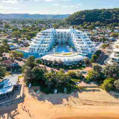 Mantra Ettalong Beach Hotel Exterior