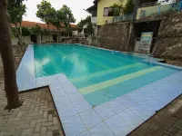 Villa Asia Jaya RedPartner Hotels in Wonosalam